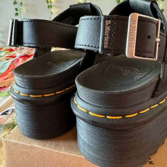 *OUT OF STOCK* Dr. Martens Francis Black Leather Platform Strap Sandals W 8 - Picture 11 of 12